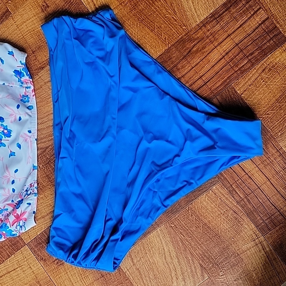 Shein Bikini - Picture 2 of 4